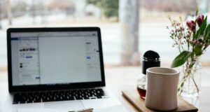 4 Essential Small Business Tools for Starting an Online Business Essential Small Business Tools for Starting an Online Business